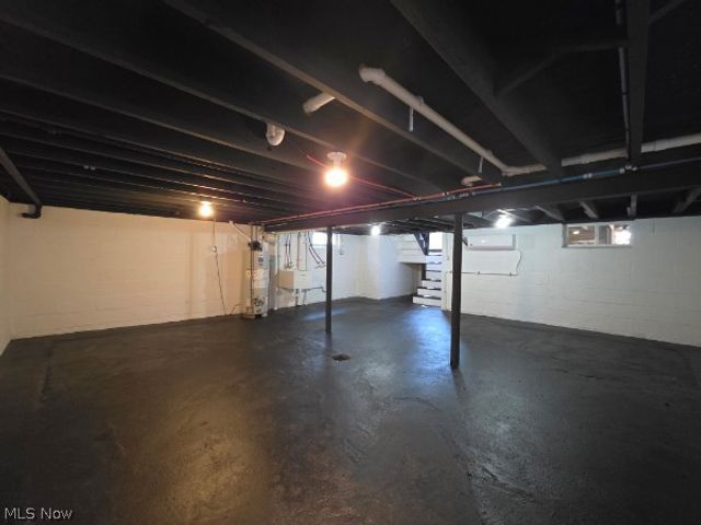 24 E Main Street, Newton Falls, OH 44444