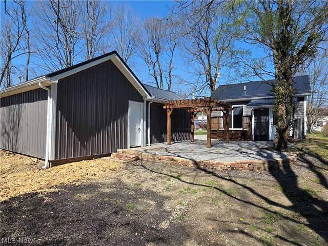 24 E Main Street, Newton Falls, OH 44444