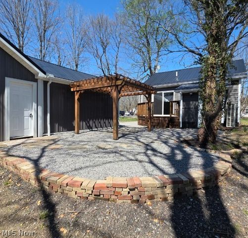 24 E Main Street, Newton Falls, OH 44444