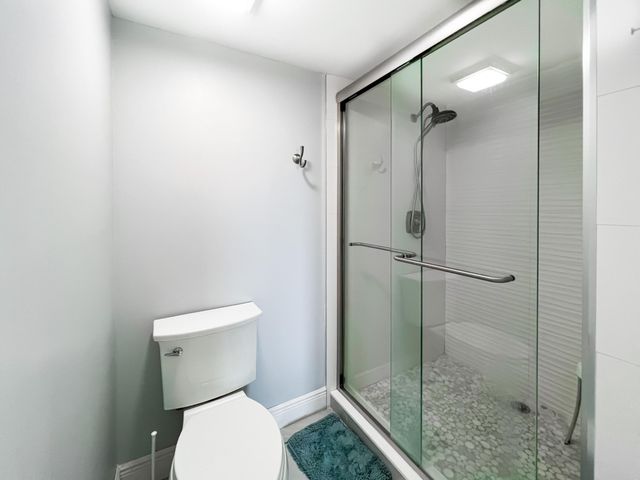 301 Ocean Bluffs Boulevard 202, Jupiter, FL 33477