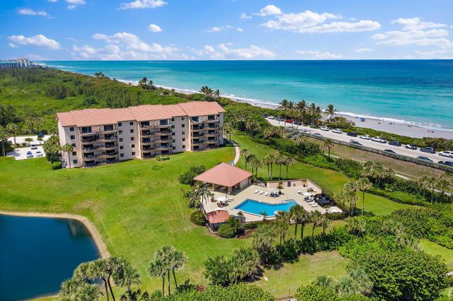 301 Ocean Bluffs Boulevard 202, Jupiter, FL 33477