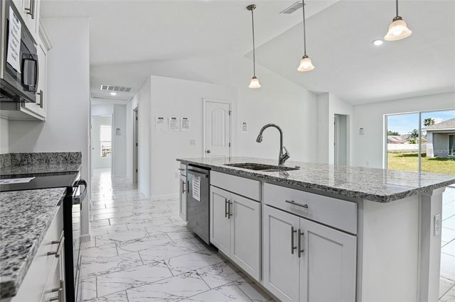 562 MARICOPA DRIVE, Kissimmee, FL 34758