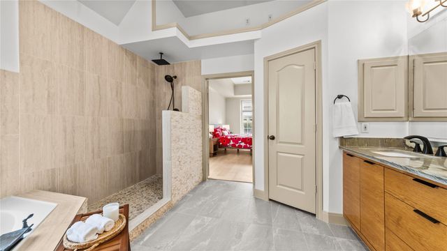 1306 Roseberry Manor Drive, Spring, TX 77379