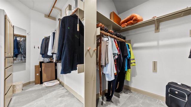 1306 Roseberry Manor Drive, Spring, TX 77379