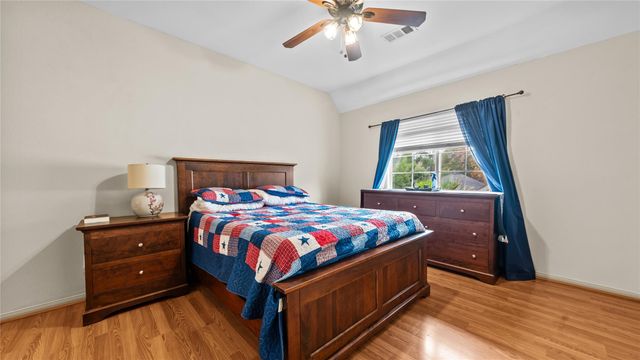 1306 Roseberry Manor Drive, Spring, TX 77379