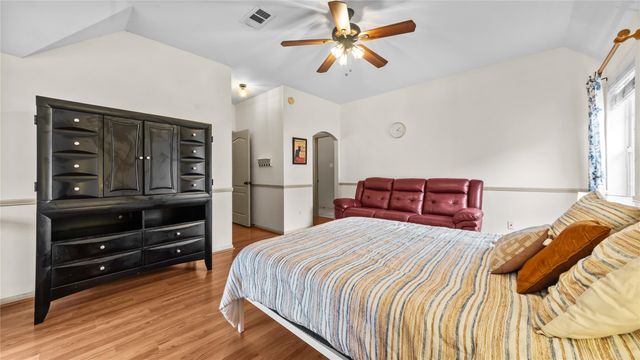 1306 Roseberry Manor Drive, Spring, TX 77379