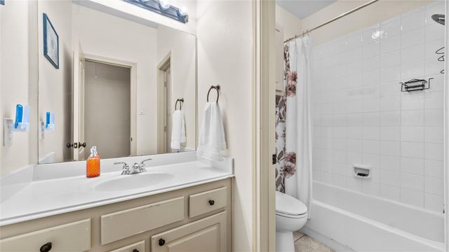 1306 Roseberry Manor Drive, Spring, TX 77379