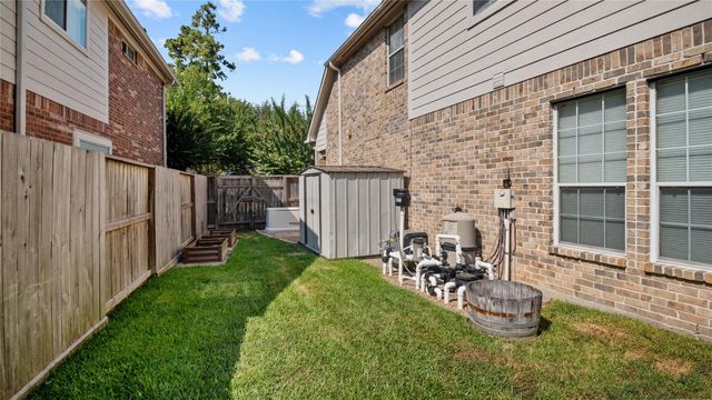 1306 Roseberry Manor Drive, Spring, TX 77379
