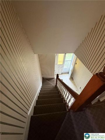 170 Whitfield Street Floor 2, Nazareth Boro, PA 18064