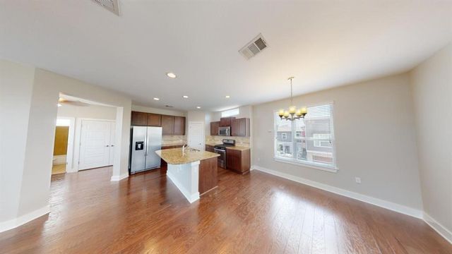 2021 Geniveive LN 288C, Austin, TX 78741