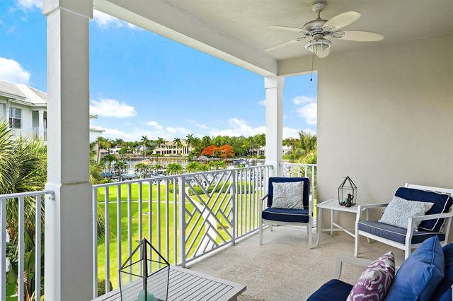 432 Bay Colony Drive N, Juno Beach, FL 33408