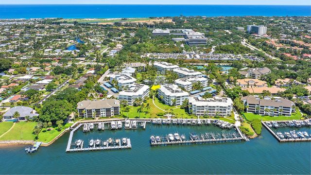 432 Bay Colony Drive N, Juno Beach, FL 33408
