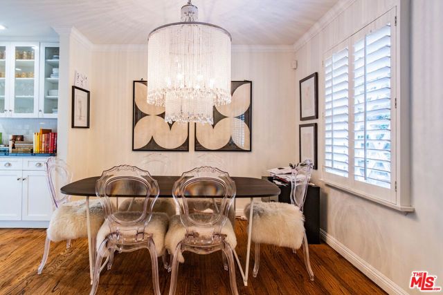 3909 Longview Valley Road, Sherman Oaks, CA 91423