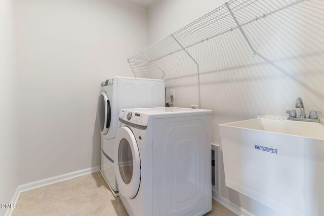 2014 Whitesmith Drive, Apex, NC 27502