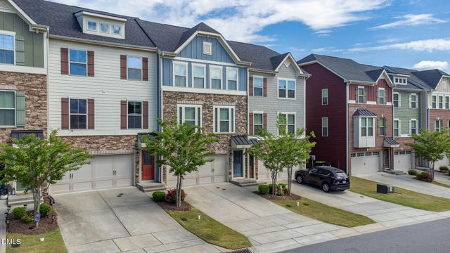 2014 Whitesmith Drive, Apex, NC 27502