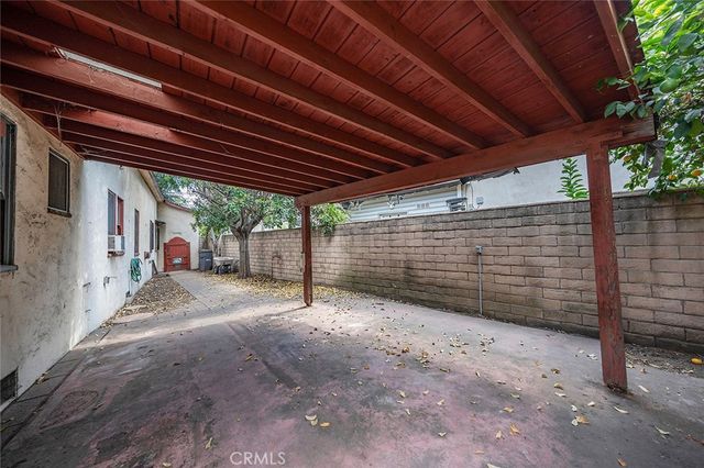 205 N Avenue 66, Los Angeles, CA 90042