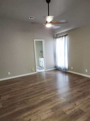123 Meadows Lane, Shawnee, OK 74804