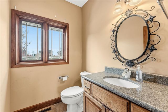 200 Riverbend Boulevard, Mahomet, IL 61853