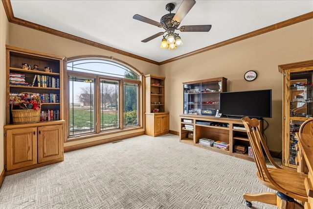 200 Riverbend Boulevard, Mahomet, IL 61853