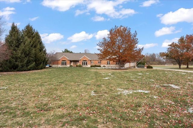 200 Riverbend Boulevard, Mahomet, IL 61853