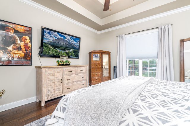 1855 Lochlann Dr, Culleoka, TN 38451