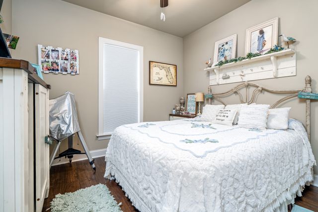 1855 Lochlann Dr, Culleoka, TN 38451