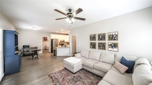 215 Charleston Avenue, Bremen, GA 30110