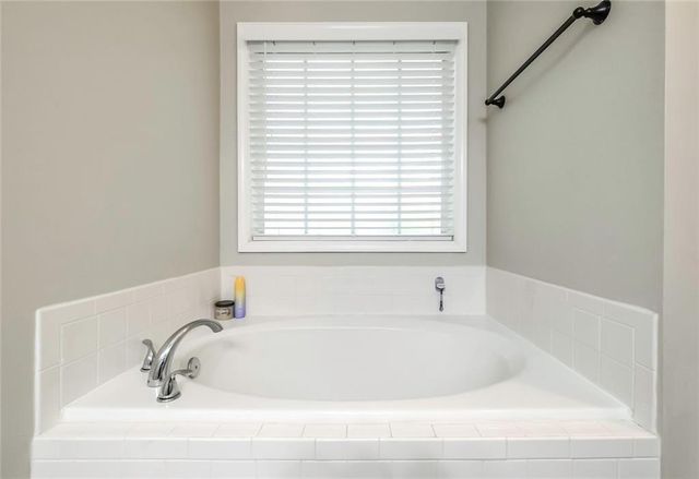 215 Charleston Avenue, Bremen, GA 30110