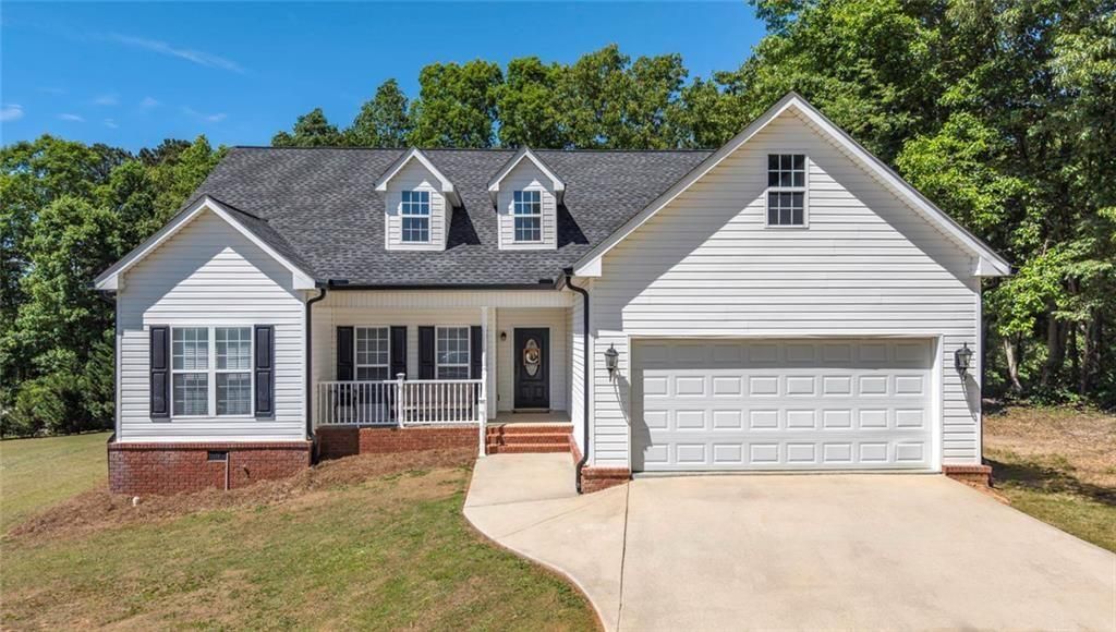 215 Charleston Avenue, Bremen, GA 30110
