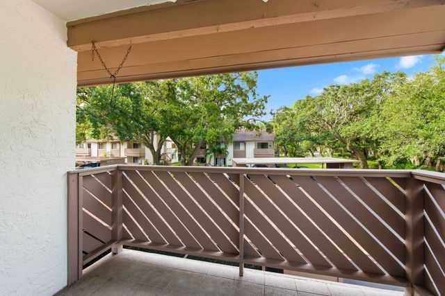 511 MISTLETOE COURT C, Safety Harbor, FL 34695