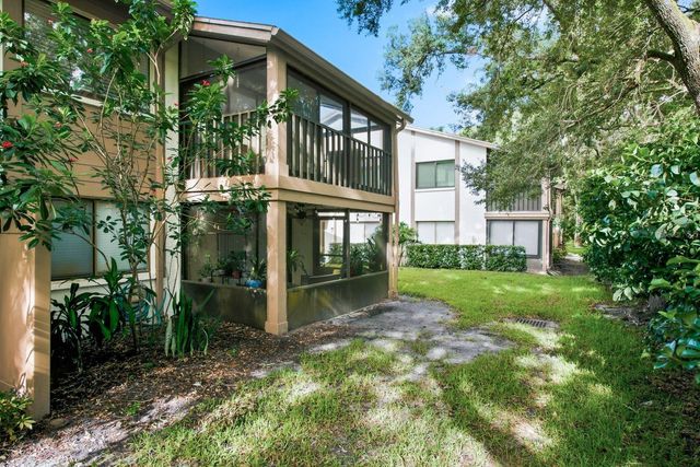 511 MISTLETOE COURT C, Safety Harbor, FL 34695