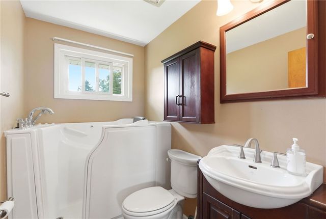 3071 Axe Drive, Bath Twp, OH 45324