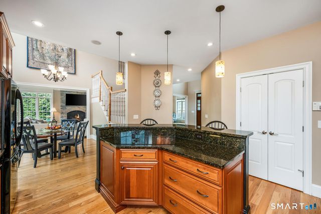 95 Pinto Lane, Monroe, CT 06468