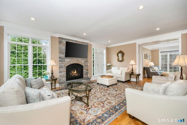 95 Pinto Lane, Monroe, CT 06468