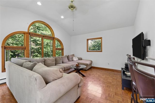 16-03 Radburn Road, Fair Lawn, NJ 07410