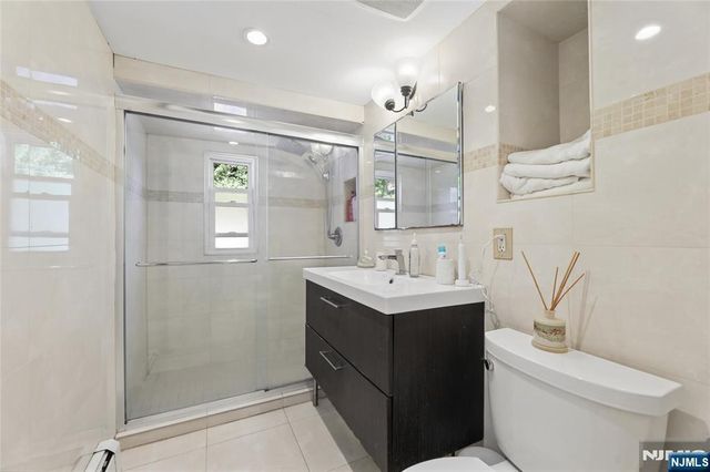 16-03 Radburn Road, Fair Lawn, NJ 07410