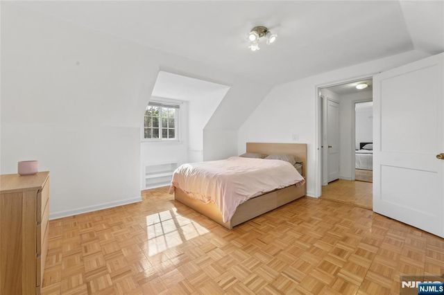 16-03 Radburn Road, Fair Lawn, NJ 07410
