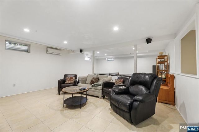 16-03 Radburn Road, Fair Lawn, NJ 07410