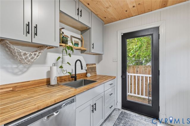 3907 Genacre Ln, Henrico, VA 23222