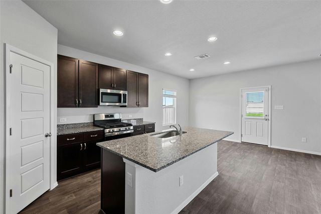 159 Chesterfield DR, Kyle, TX 78640