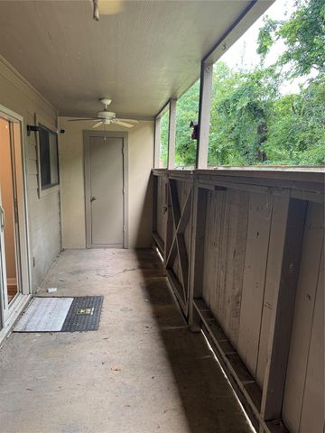3300 Pebblebrook Drive 57, Seabrook, TX 77586