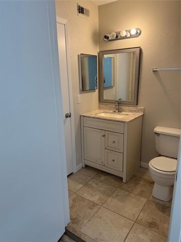 3300 Pebblebrook Drive 57, Seabrook, TX 77586