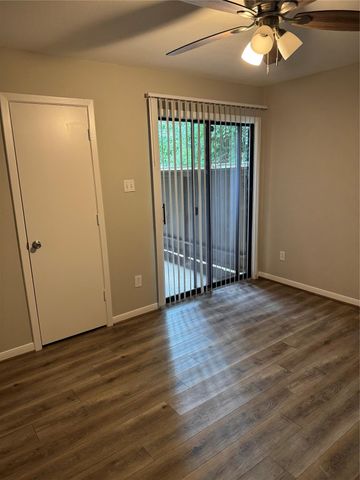 3300 Pebblebrook Drive 57, Seabrook, TX 77586
