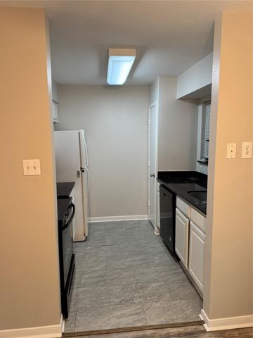 3300 Pebblebrook Drive 57, Seabrook, TX 77586