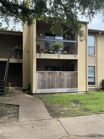 3300 Pebblebrook Drive 57, Seabrook, TX 77586