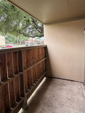 3300 Pebblebrook Drive 57, Seabrook, TX 77586