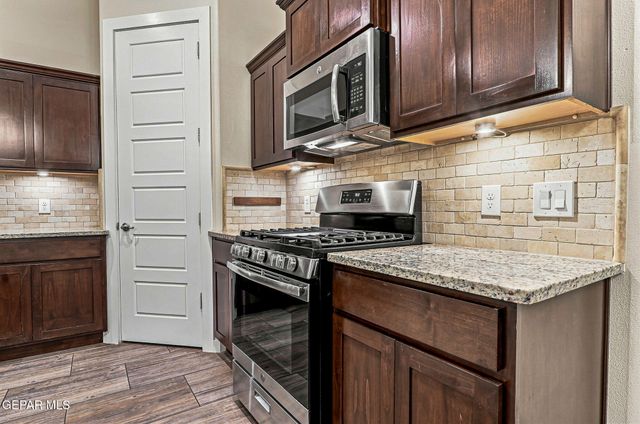 13416 WIGAN Road, El Paso, TX 79928