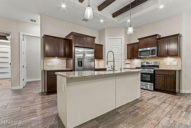 13416 WIGAN Road, El Paso, TX 79928