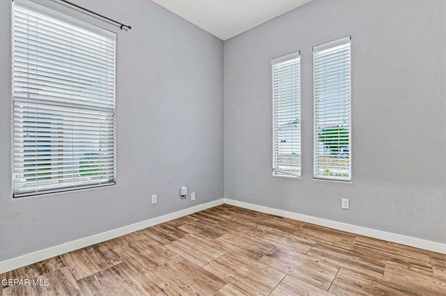 13416 WIGAN Road, El Paso, TX 79928