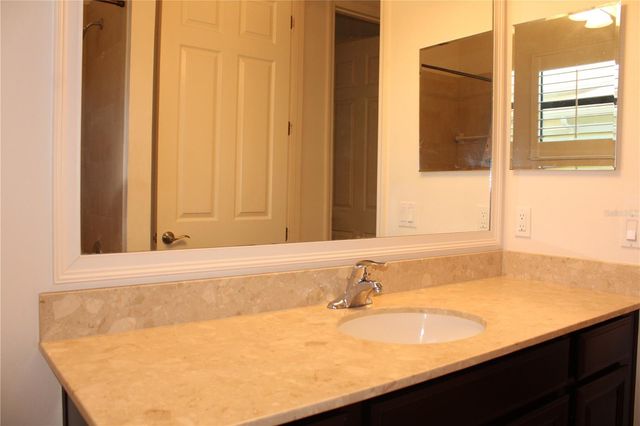 629 ROSEMARY CIRCLE, Bradenton, FL 34212